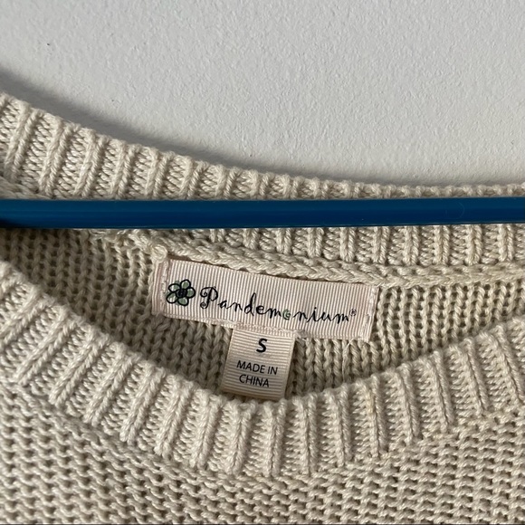 Color Block Blue and Beige Sweater - Picture 4 of 4